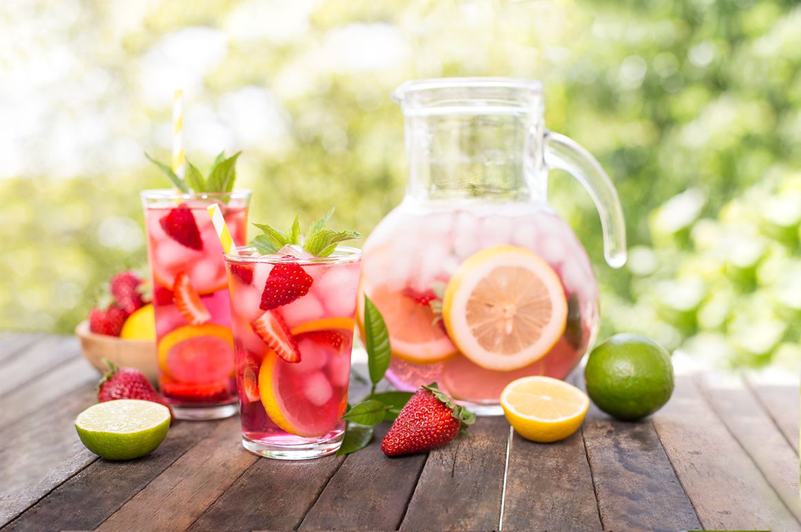 The Ice Hack To Make Your Summer Pitcher Drinks Far Less Diluted