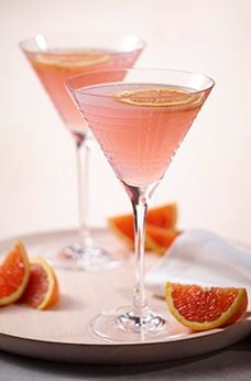 https://www.ohlq.com/globalassets/recipe-images/classiccosmo/classiccosmo_lifestylemobile.jpg